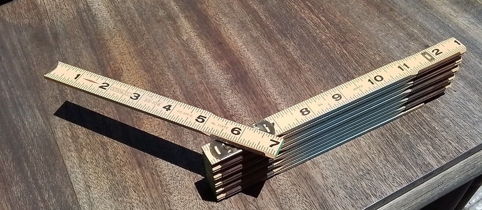 STANLEY 35-106 ~6-ft. FOLDING ZIG-ZAG RULE Yellow Enamel w/Metal Spring Joints