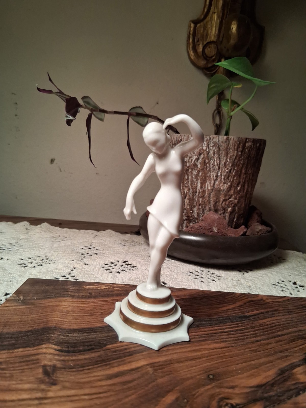 Antique Hutschenreuther Selb Bavaria Art Deco Porcelain Dancer Figurine Gold...