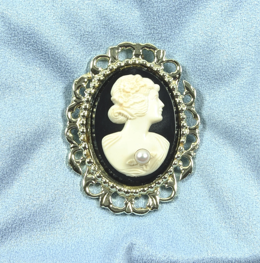 Cameo Brooch Pendant Pin White on Black Faux Pearl Silver Filigree Setting