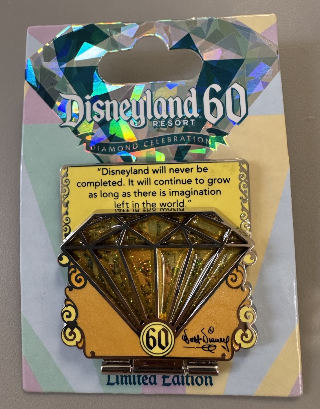 LIMITED EDITION - 2015 Disneyland 60 Diamond Collection Pin Walt Disney Yellow