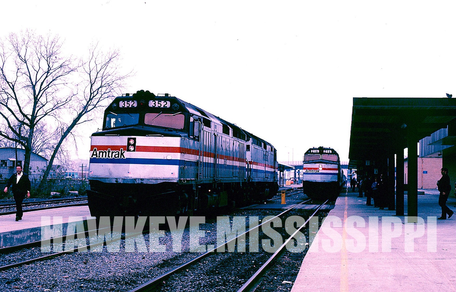 ORIGINAL SLIDE AMTRAK AMT #352 rensselaer ny c1985 35MM TRAIN STATION PHOTO