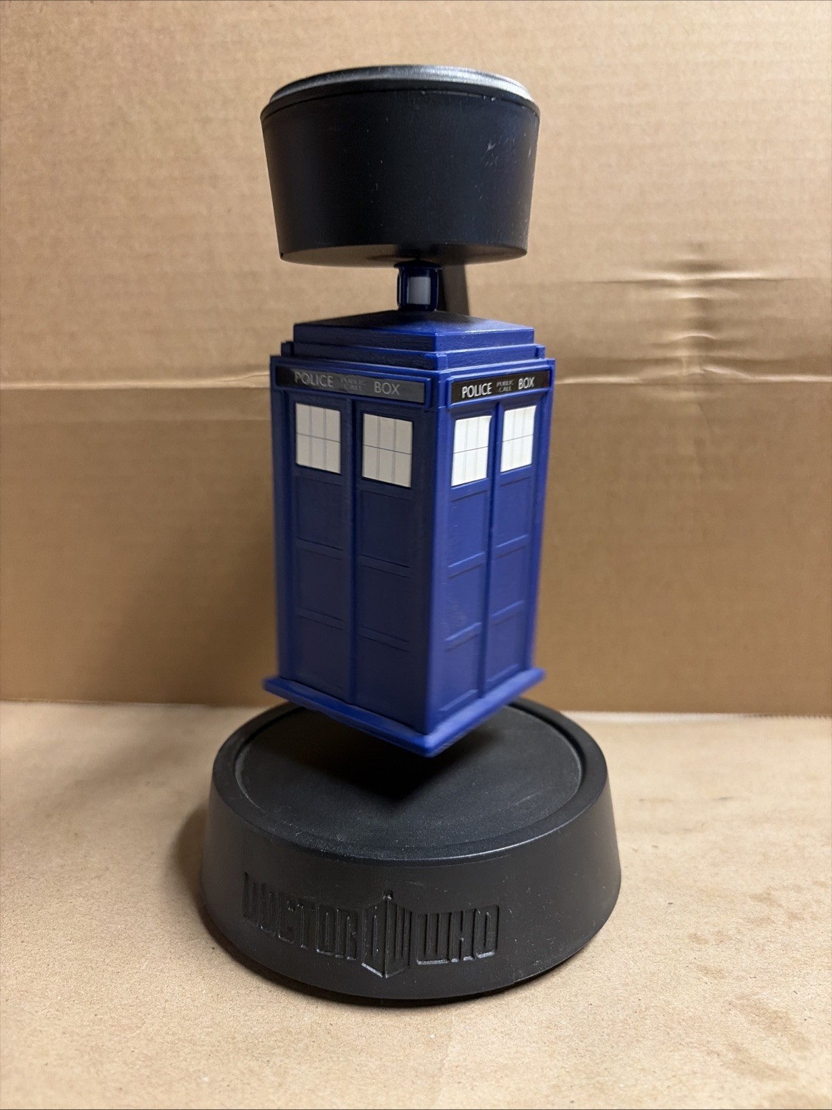 Wow Stuff Doctor Who Levitating Time Lords Spinning Tardis Wow Stuff Doctor Who Levitating Time Lords Spinning Tardis