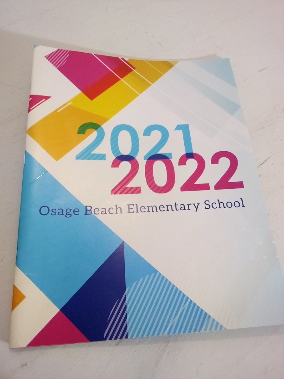 Osage Beach (Missouri) Elementary School Yearbook 2021-2022 SIGNED