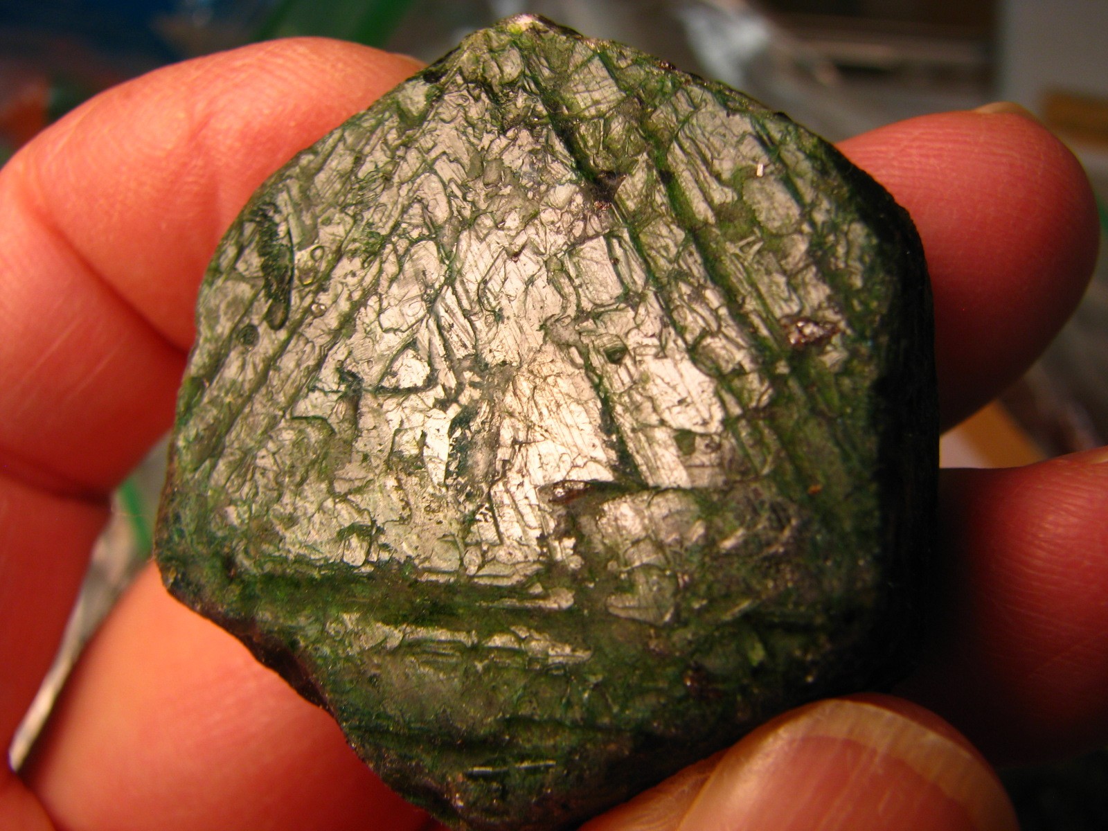 378cts 75g 1.6x.66inch NATURAL GREEN EMERALD CRYSTAL COLOR ENHANCED ZAMBIA #403