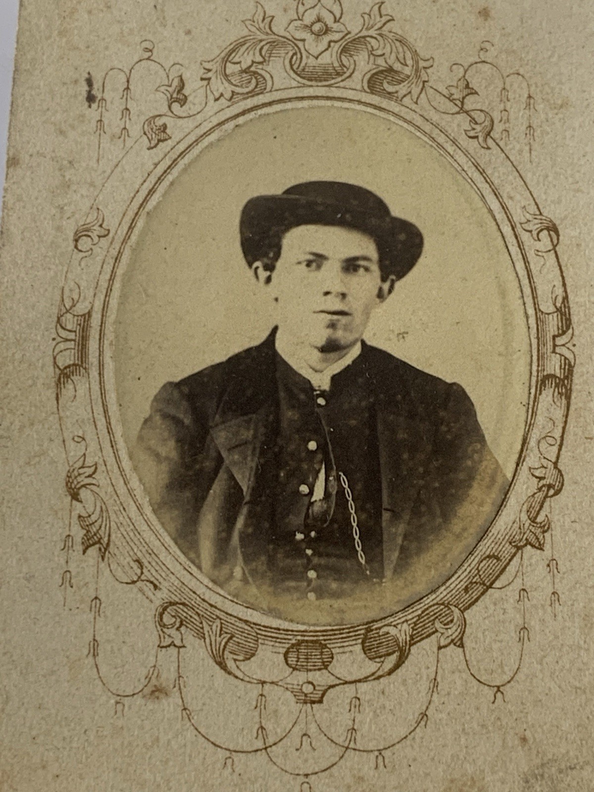 Vtg Sepia CDV Photo Portrait civil war man soldier handsome fashion 1862 dapper