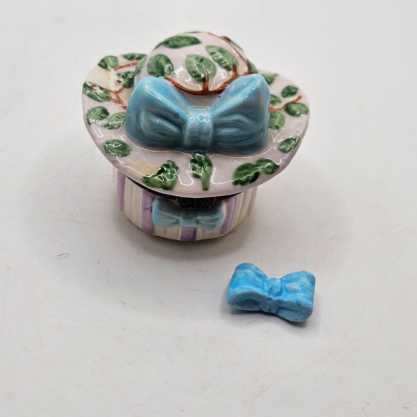 Miniature Porcelain Hat Trinket Box Blue Bow Floral Hinged Keepsake w/ Bow
