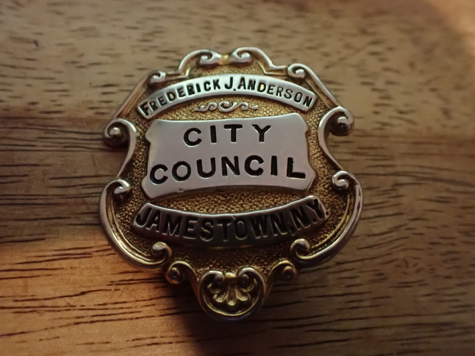 Antique Late-Early jamestown   city council , badge  Obsolete Antique