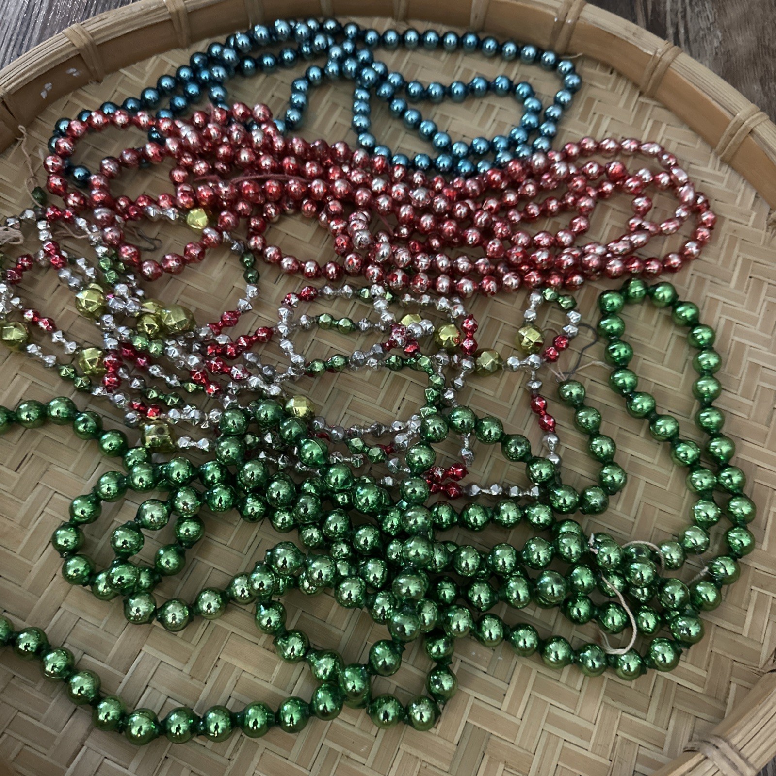 VINTAGE MERCURY GLASS BEAD GARLAND LOT Christmas Multi Color Japan Tree 26 FT