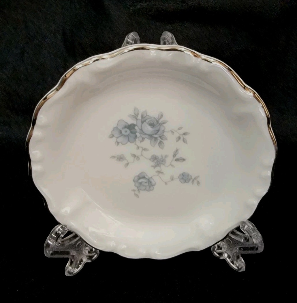 Johann Haviland Bavaria Germany Blue Garland Butter Pat Plate Or Trinket Holder Johann Haviland Bavaria Germany Blue Garland Butter Pat Plate Or Trinket Holder