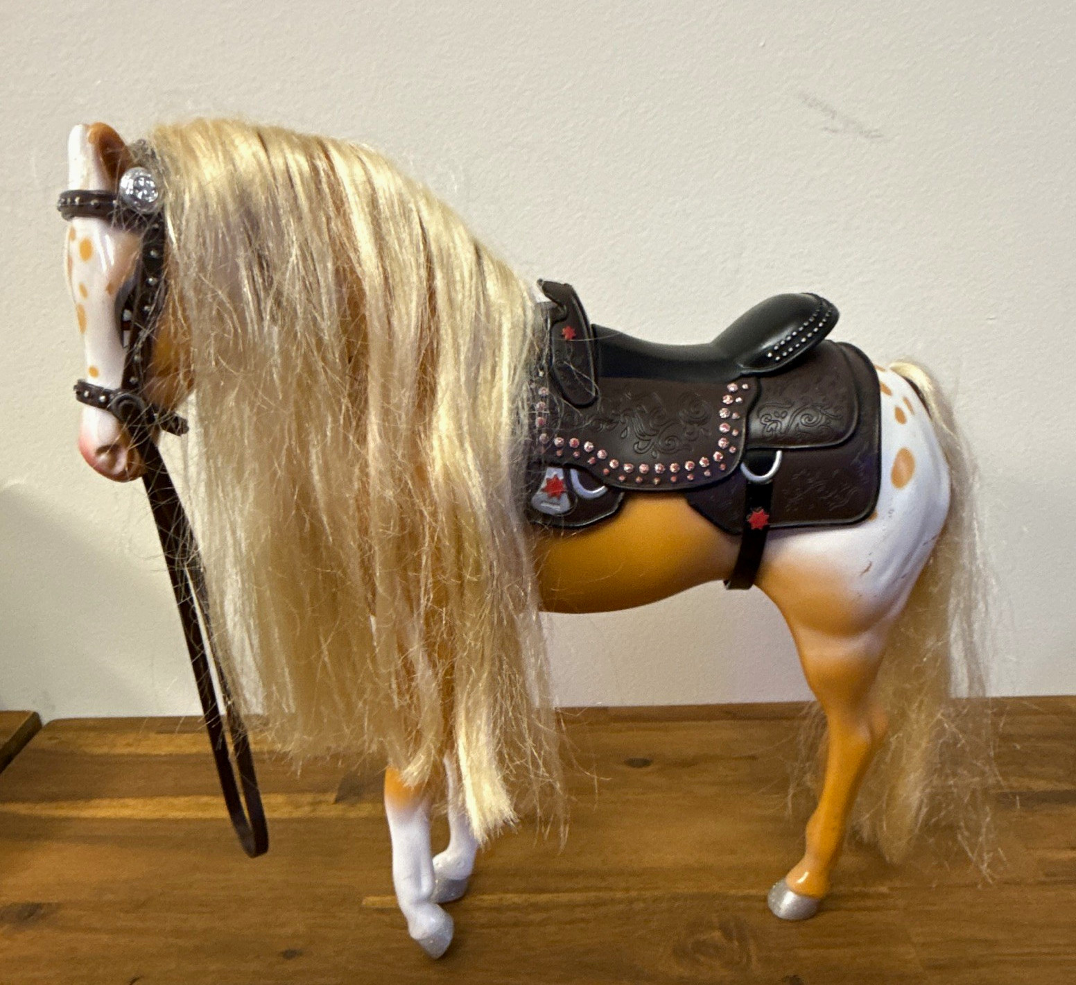 Vtg 2005 Bratz Wild Wild West Rodeo Horse Palomino Pinto Blonde Mane Saddle MGA