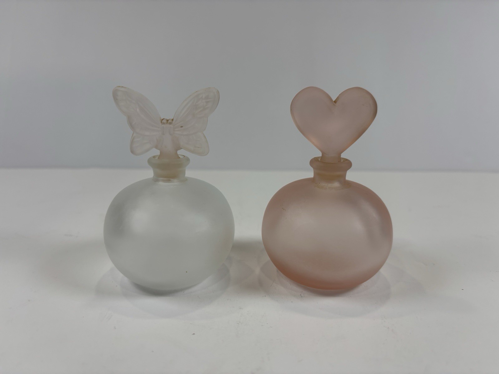 Enesco Deisgned Giftware 1986 2 Perfume Bottle Fragrance Container Storage