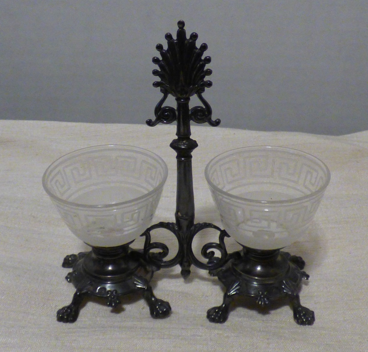 REPAIRED* Ornate Vintage Antique Salt Cellar Stand w Metal Frame 2 Dishes Bowls REPAIRED* Ornate Vintage Antique Salt Cellar Stand w Metal Frame 2 Dishes Bowls