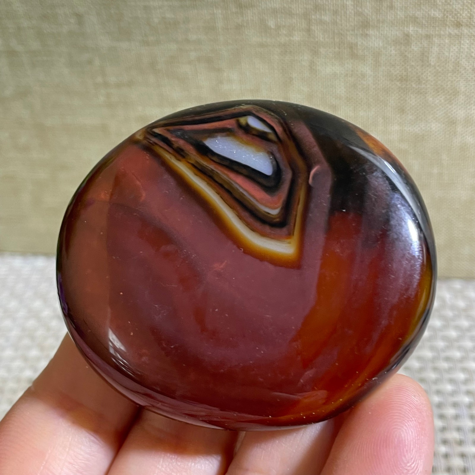 72g beautiful Silk Stone ornaments home decoration
