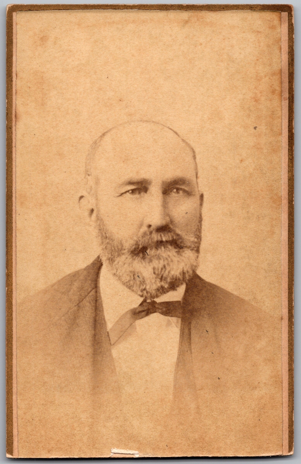 ANTIQUE CIRCA 1870S CDV CHARLES THIEL BEARDED MAN IN SUIT PEORIA ILLINOIS