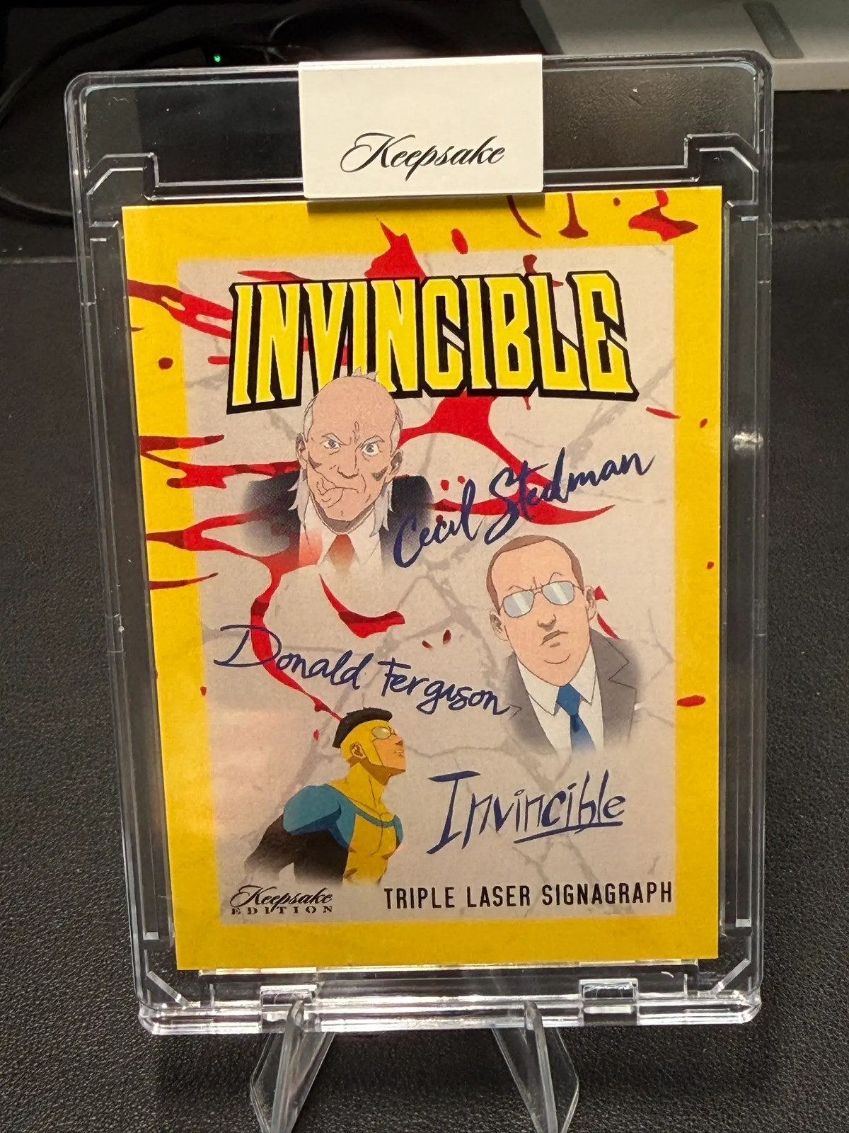 2026 Invincible #419 Triple Laser SignaGraph 5/20 + Free Pack
