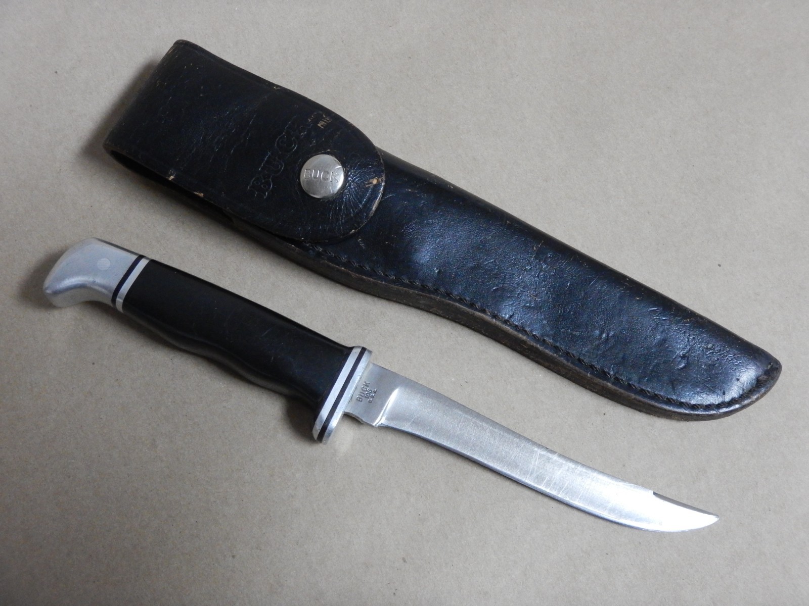 Vintage Inverted PreDate Code BUCK 105 USA Pathfinder Fixed Blade Hunting Knife