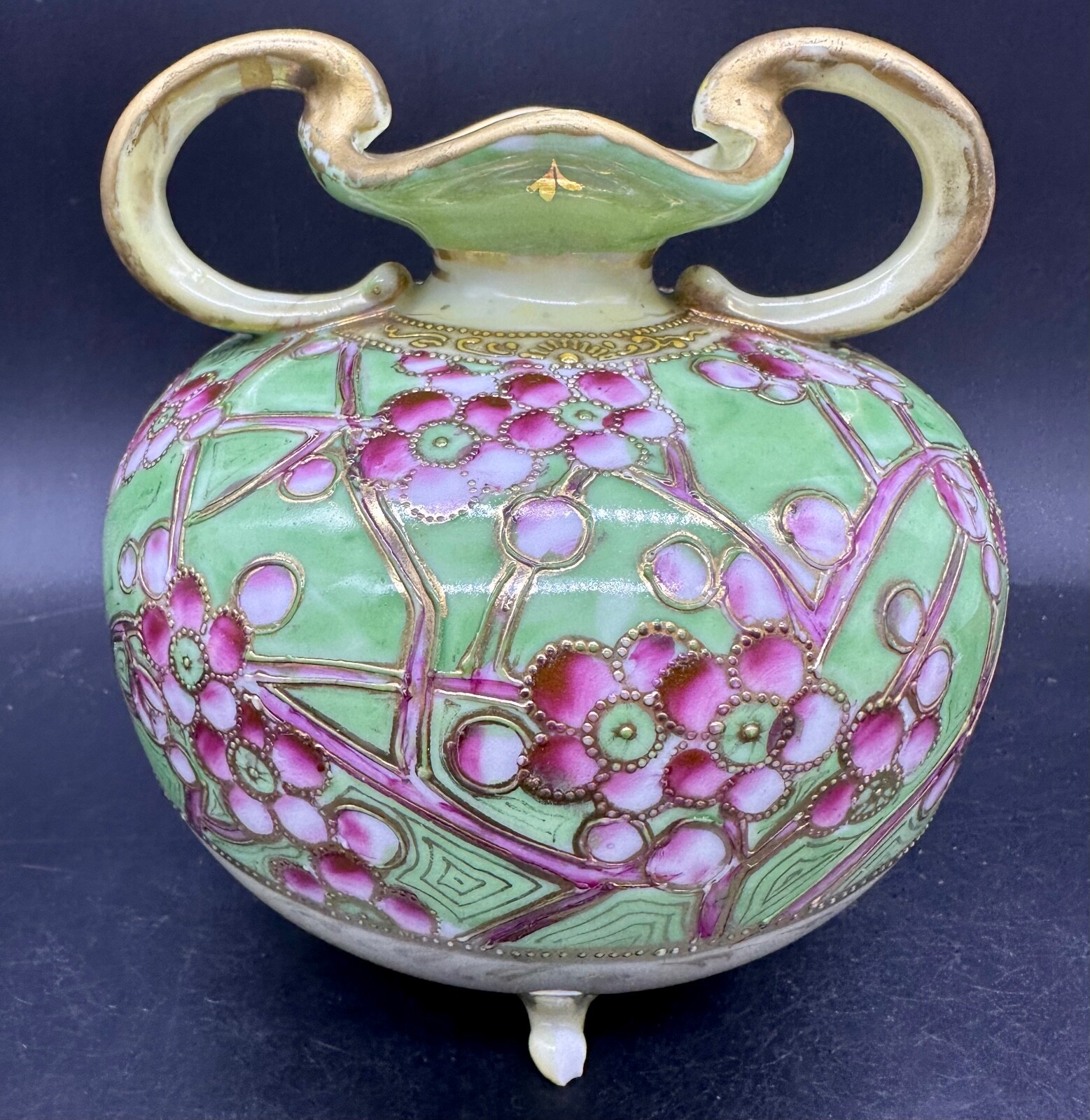 ANTIQUE NIPPON VASE SAKURA BLOSSOM HAND PAINTED FLOWER GOLD MORIAGE HANDLED