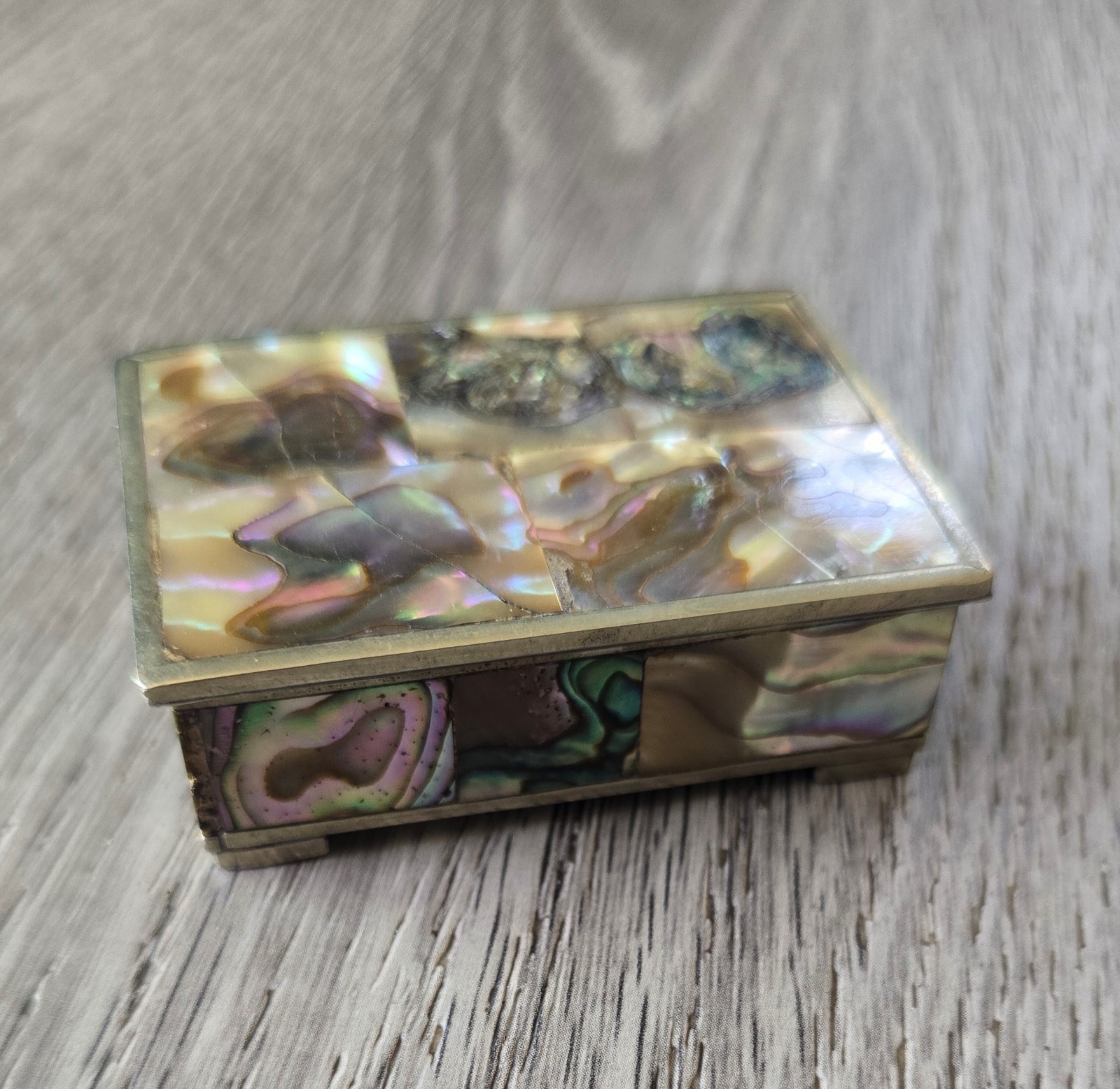 Vintage Mexican Alpaca-Abalone Shell Pill Trinket Box Vintage Mexican Alpaca-Abalone Shell Pill Trinket Box