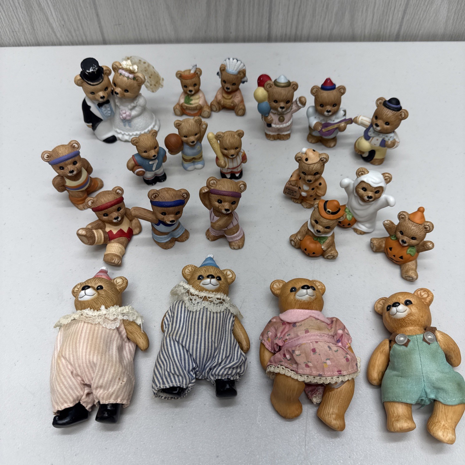 Large Lot 21 HOMCO Teddy Bear Figurines - Various Series & Occupations - Vintage