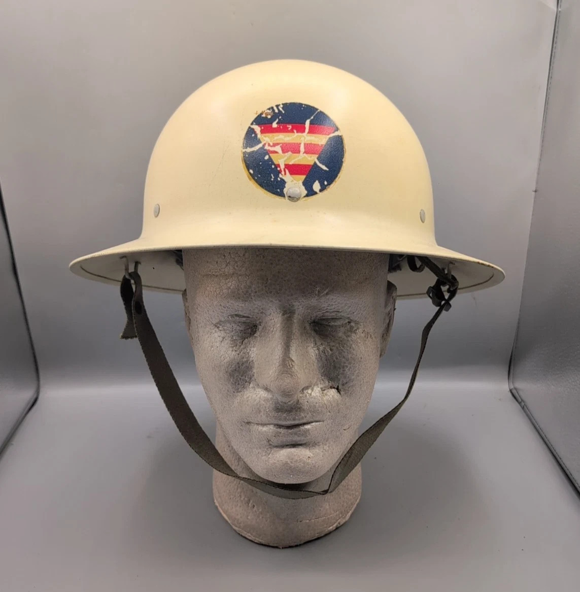 WWII/2 US Home Front Civil Defense Air Raid Wardens helmet with decal WWII/2 US Home Front Civil Defense Air Raid Wardens helmet with decal