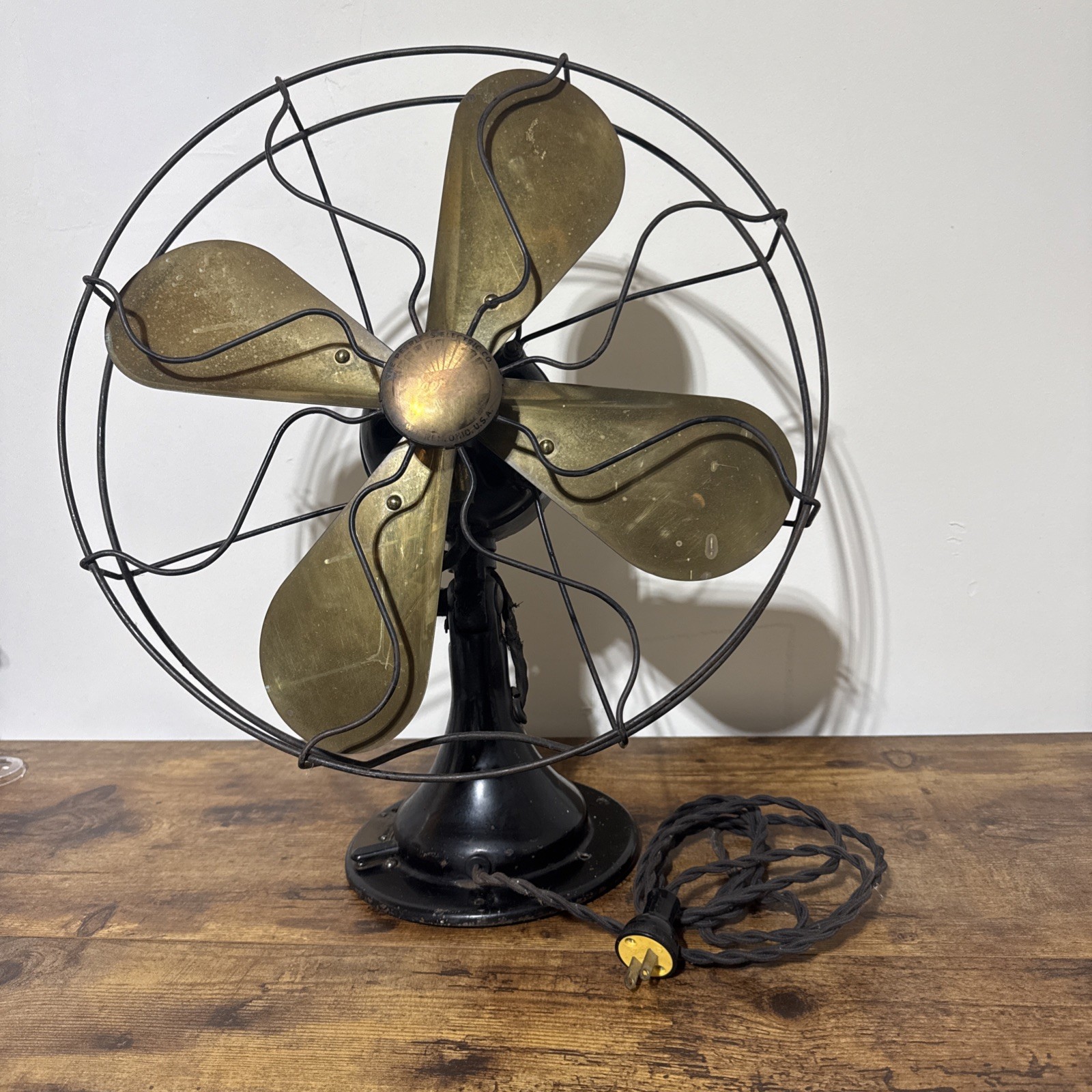 Antique Peerless Electric Fan  16
