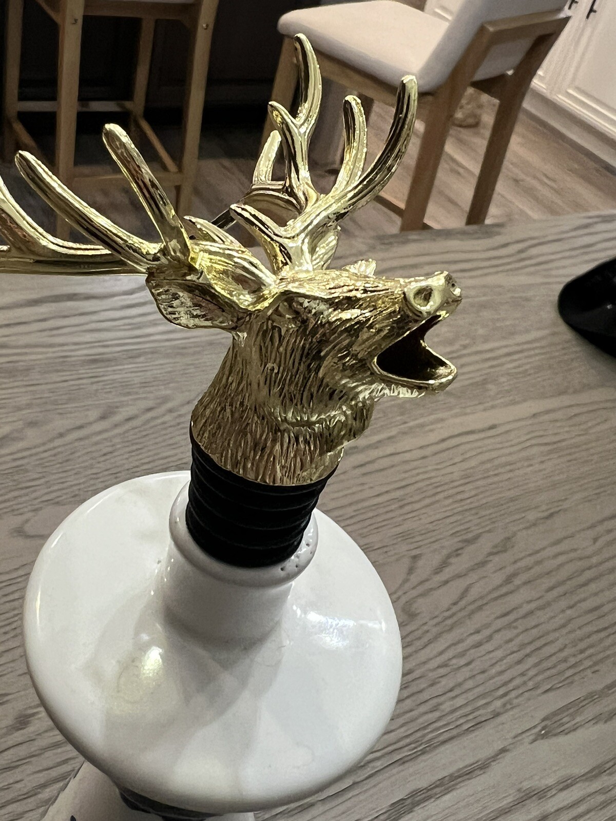Old Elk  Whiskey  Bottle Pourer Original Brand New