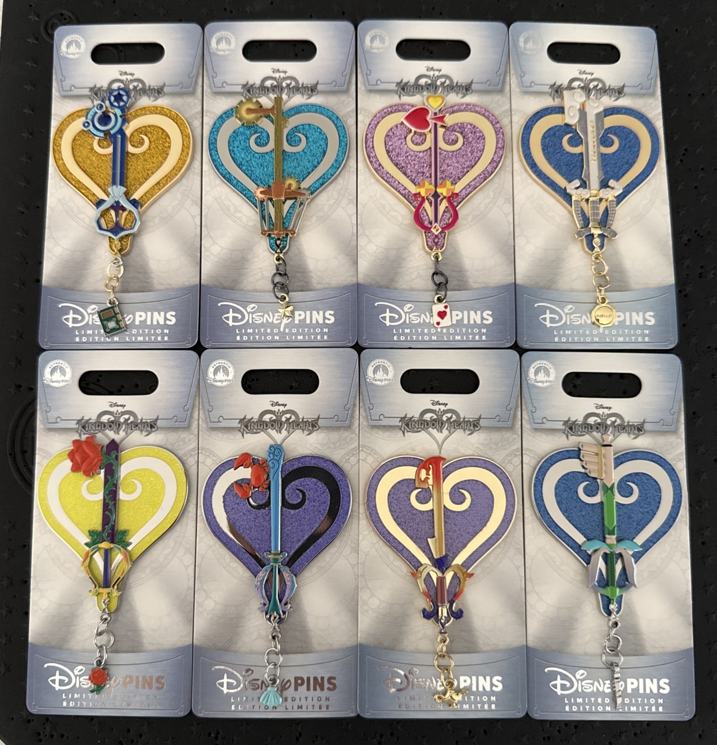 Disney Kingdom Hearts 8 Pins Set Limited Edition Dangle Glitter. Keyblade 