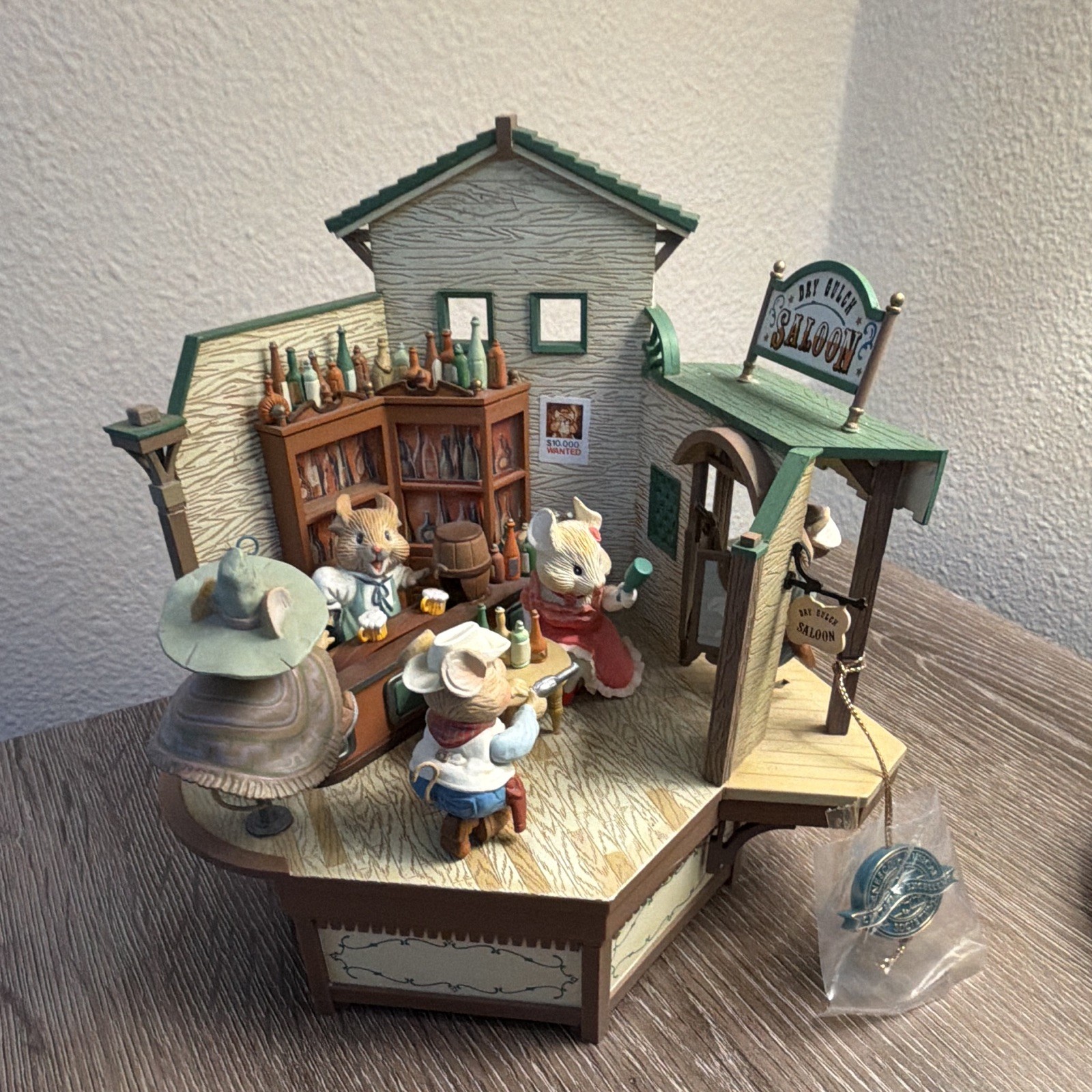 Enesco Small World of Music Mice Music Box Dry Gulch Saloon Camptown Races