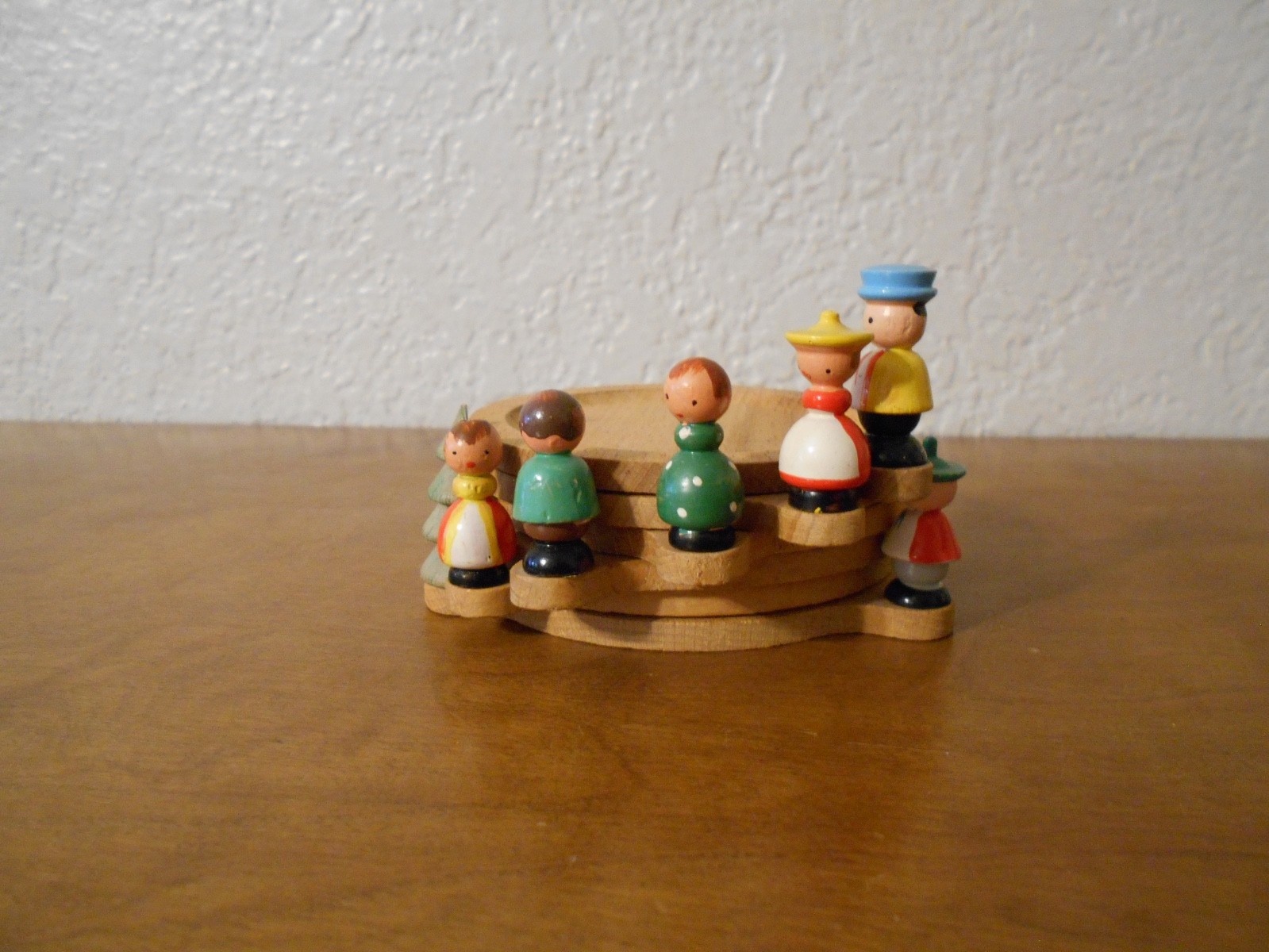 Vintage Made in Italy Villagers Stackable Wood Drink Coaster Set