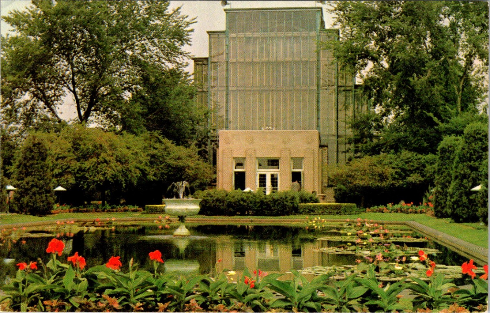 St Louis MO Jewel Box Forest Park Greenhouse Chrome Postcard Unposted