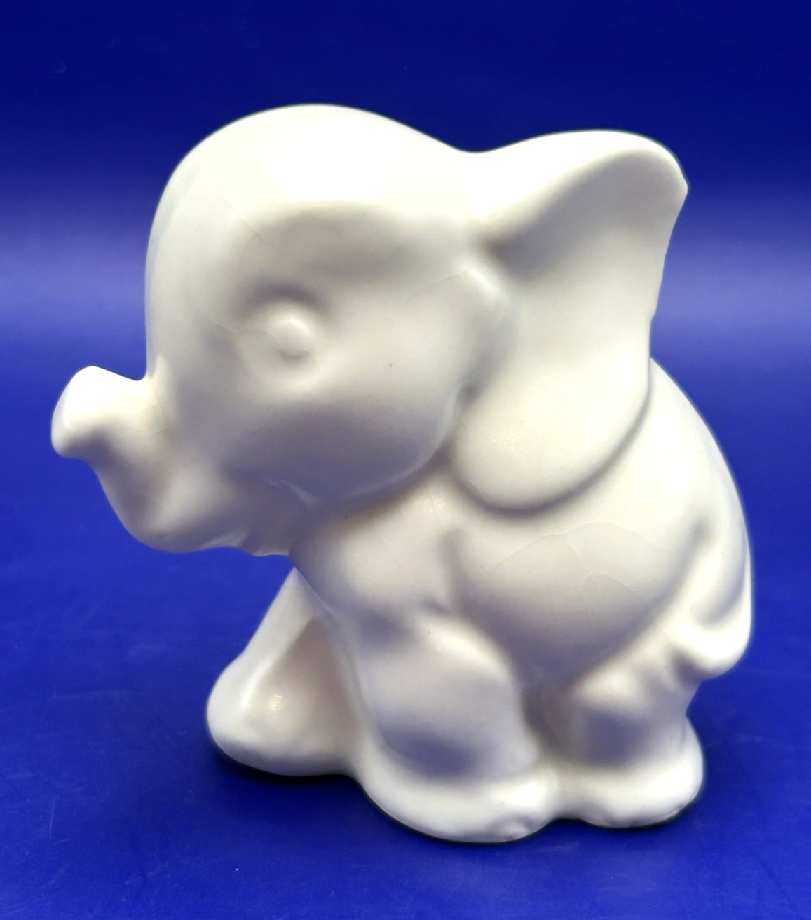 *Cute* Vintage Shawnee Pottery Small Cream Matte Elephant 3\