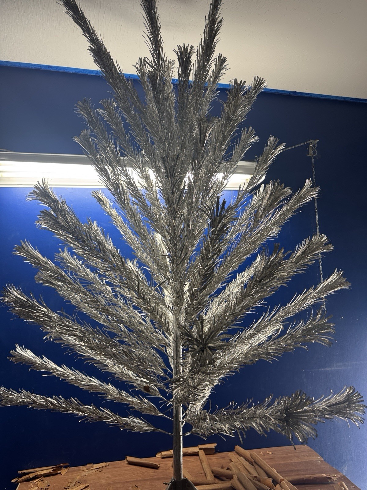 Evergleam 4ft 66 Branch Deluxe  Aluminum Christmas Tree With Color Wheel