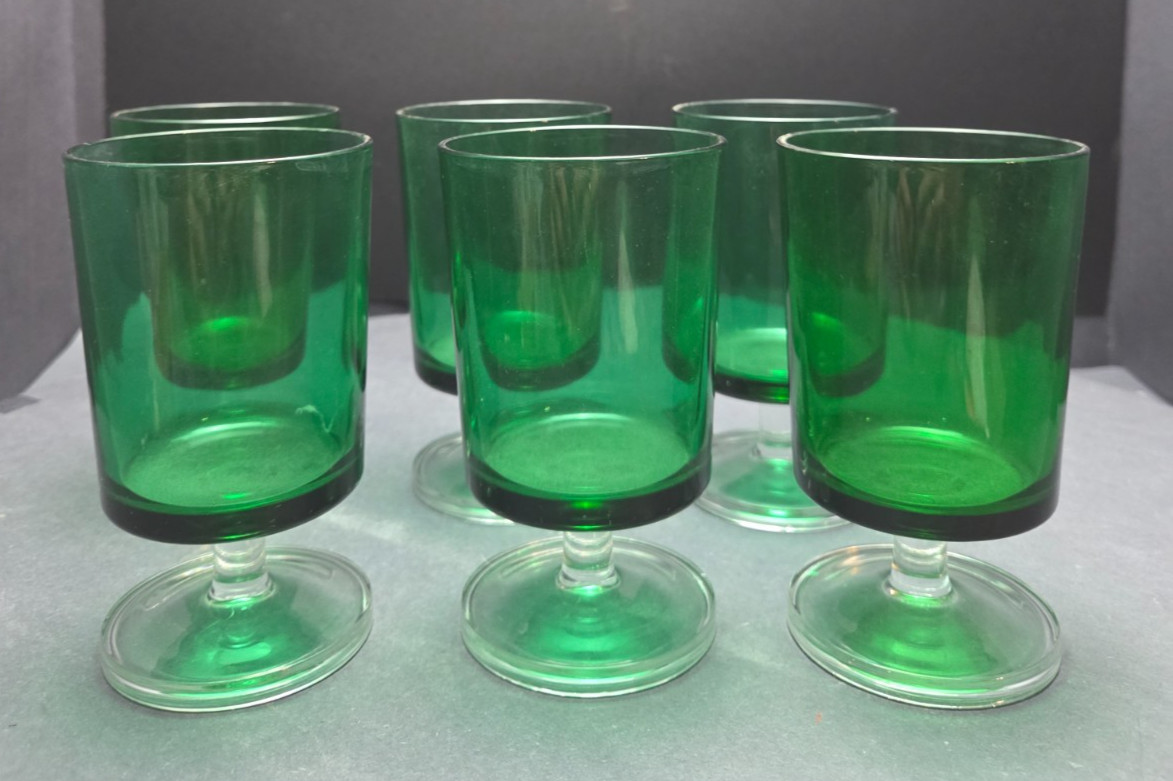 Vintage Luminarc  Cavalier Green Glass Wine Goblets Set of 6 1970s Clear Stem
