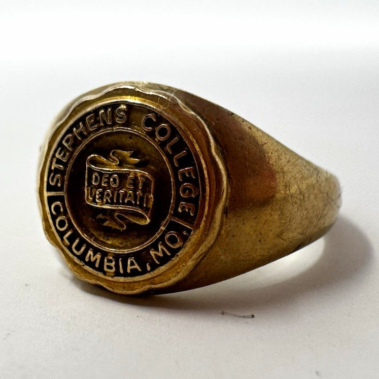 Vintage Balfour Stephens College Columbia MO Signet Class Ring 10k gold