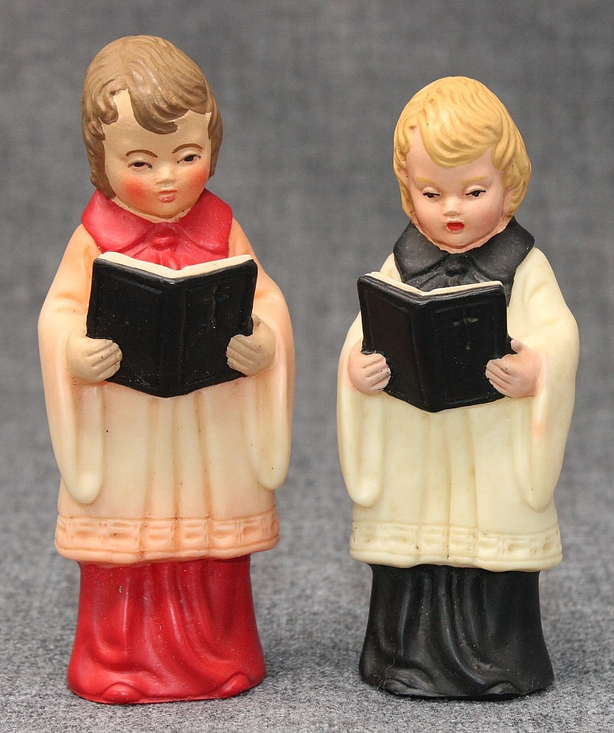VINTAGE PAIR Molded Vinyl Choir Boys WEST GERMANY, 4.5\ VINTAGE PAIR Molded Vinyl Choir Boys WEST GERMANY, 4.5\