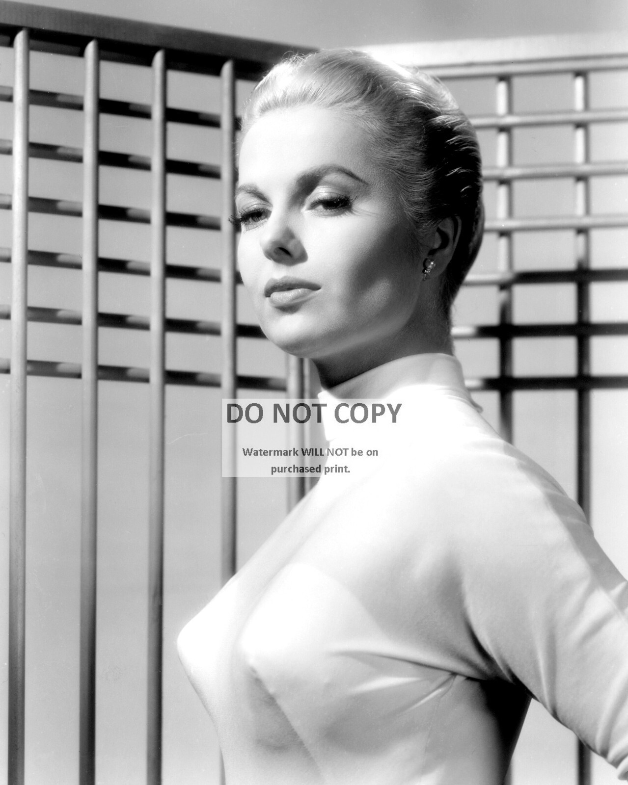 ACTRESS MARTHA HYER - 8X10 PUBLICITY PHOTO (ZY-991)