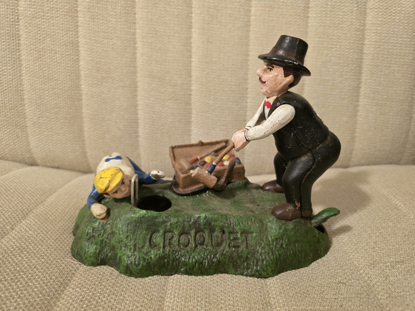 VINTAGE SHEPHARD HARDWARE CROQUET CAST IRON BANK