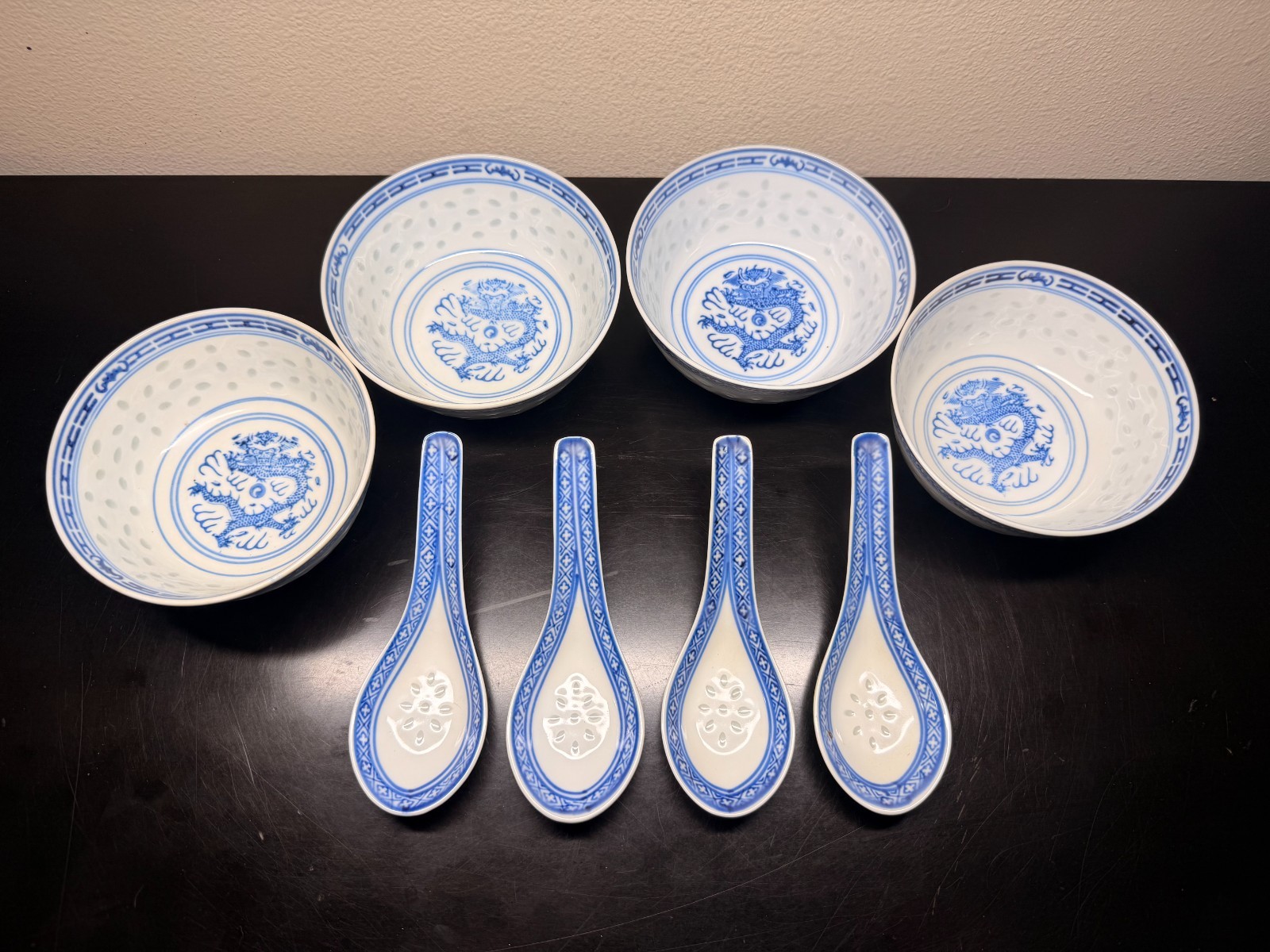 Vintage Set of 4 Chinese Porcelain Soup Rice Bowls & Spoons Rice Grain Pattern