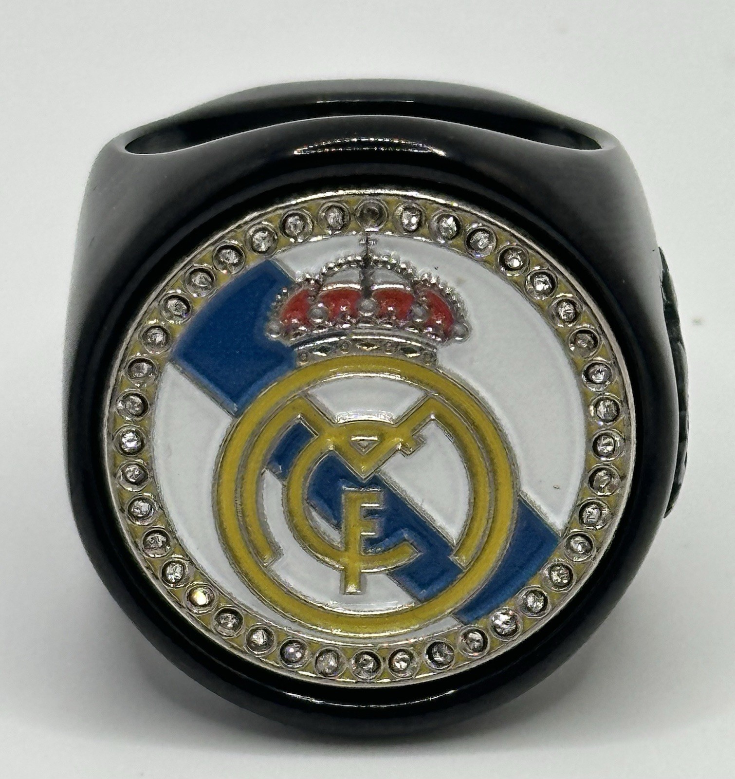 The REAL MADRID Champion deCAPitator ring bottle cap and can tab opener