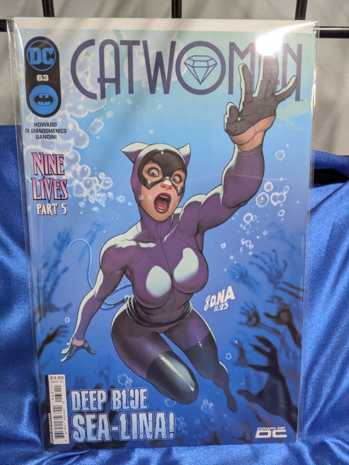 CATWOMAN 63 CVR A 1ST PRINT 
