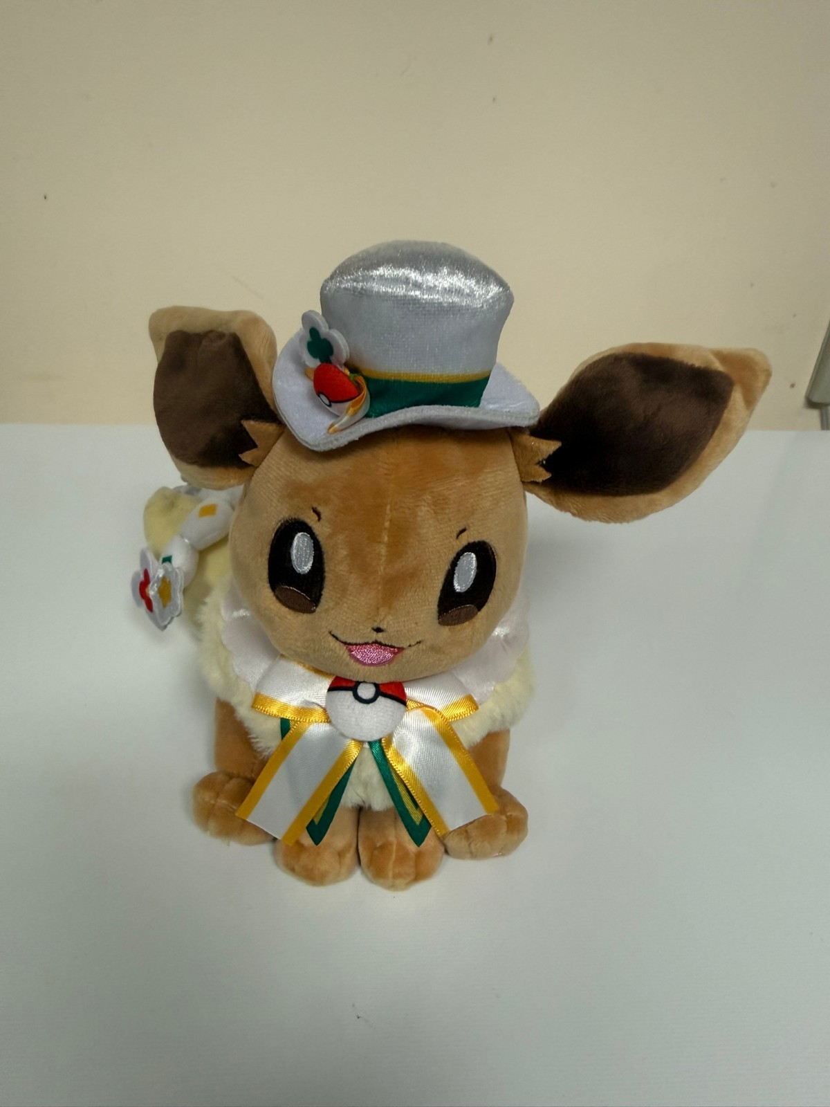 Pokepark Kanto 2026 Exclusive Eevee Plush Toy Carnival costume PokéPark