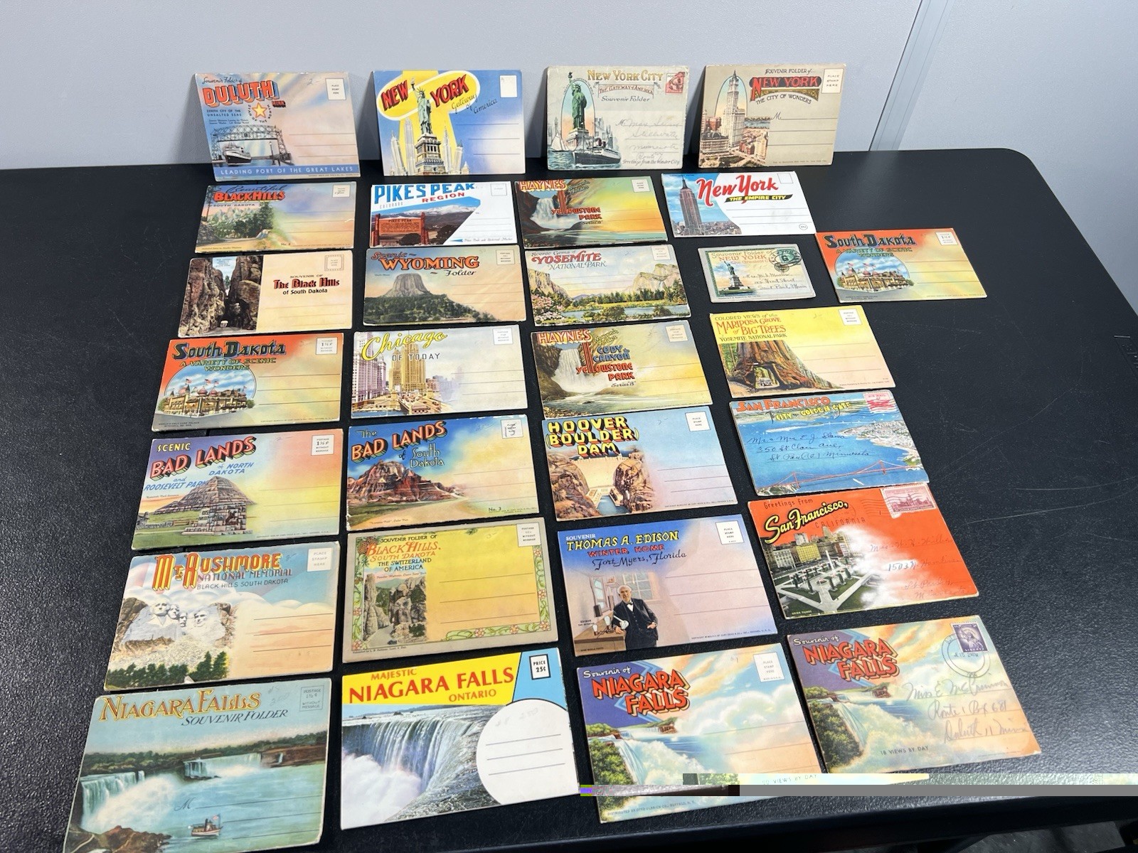 VINTAGE SOUVENIR POSTCARD FOLDER AND BOOKLETS - LOT OF 29
