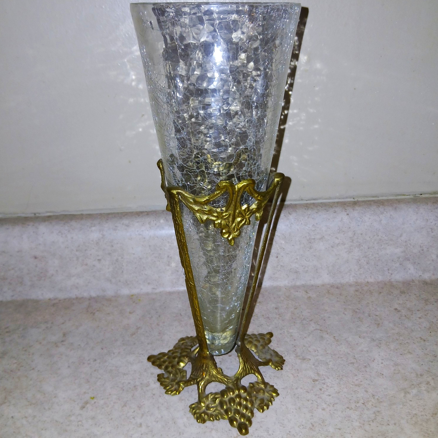 Vintage Clear Crackle Glass Trumpet Cone Vase Brass Grapevine Stand Pedestal 11 Vintage Clear Crackle Glass Trumpet Cone Vase Brass Grapevine Stand Pedestal 11