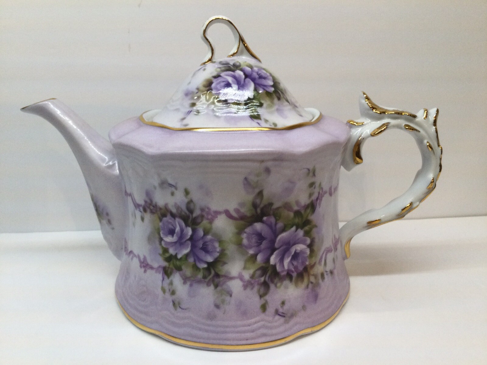 Musical Porcelain Teapot Ornate Gold Trim Fur Elise Song