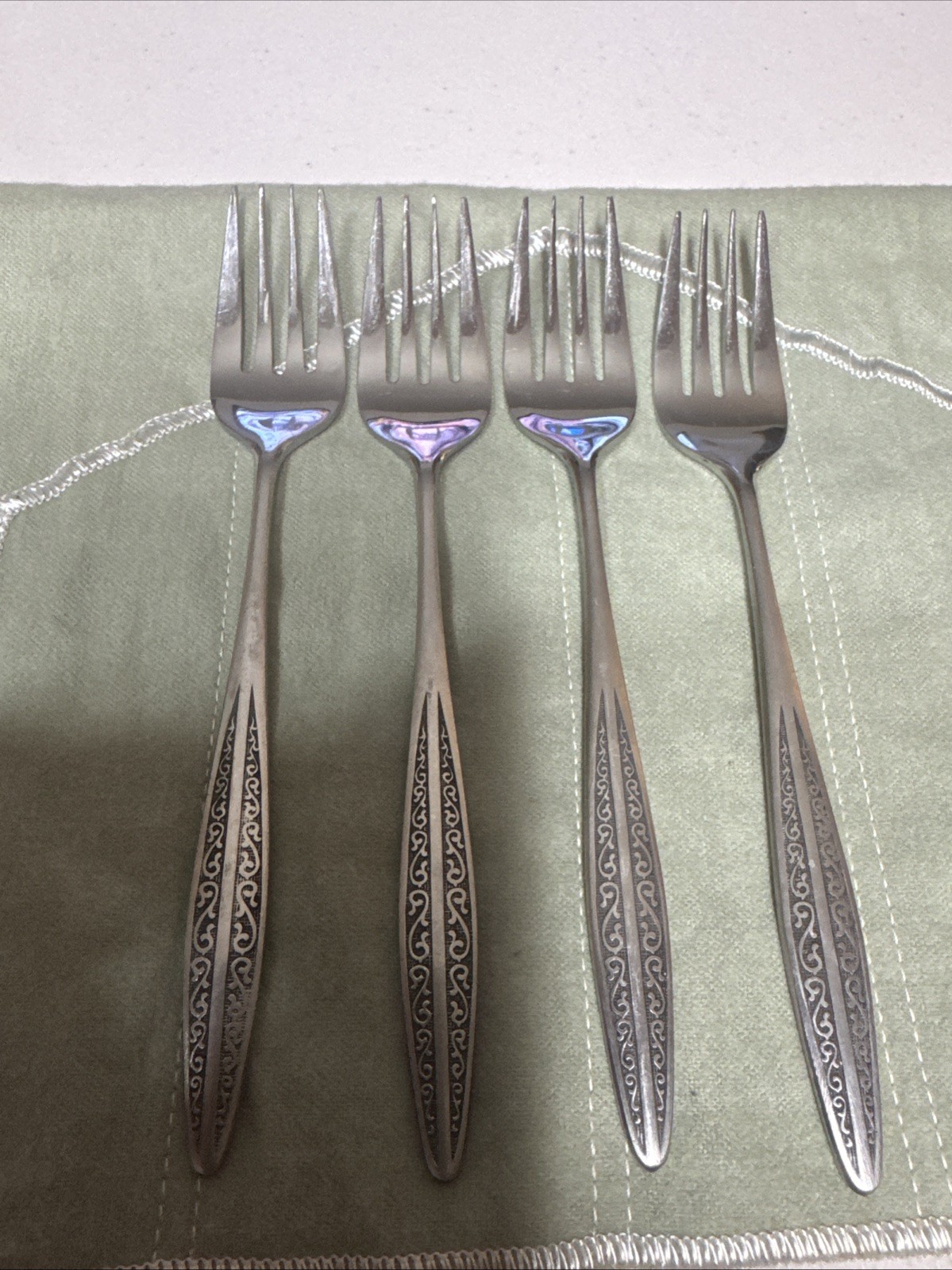 International Silver Petal Lane Salad  Fork Stainless Set Of 4