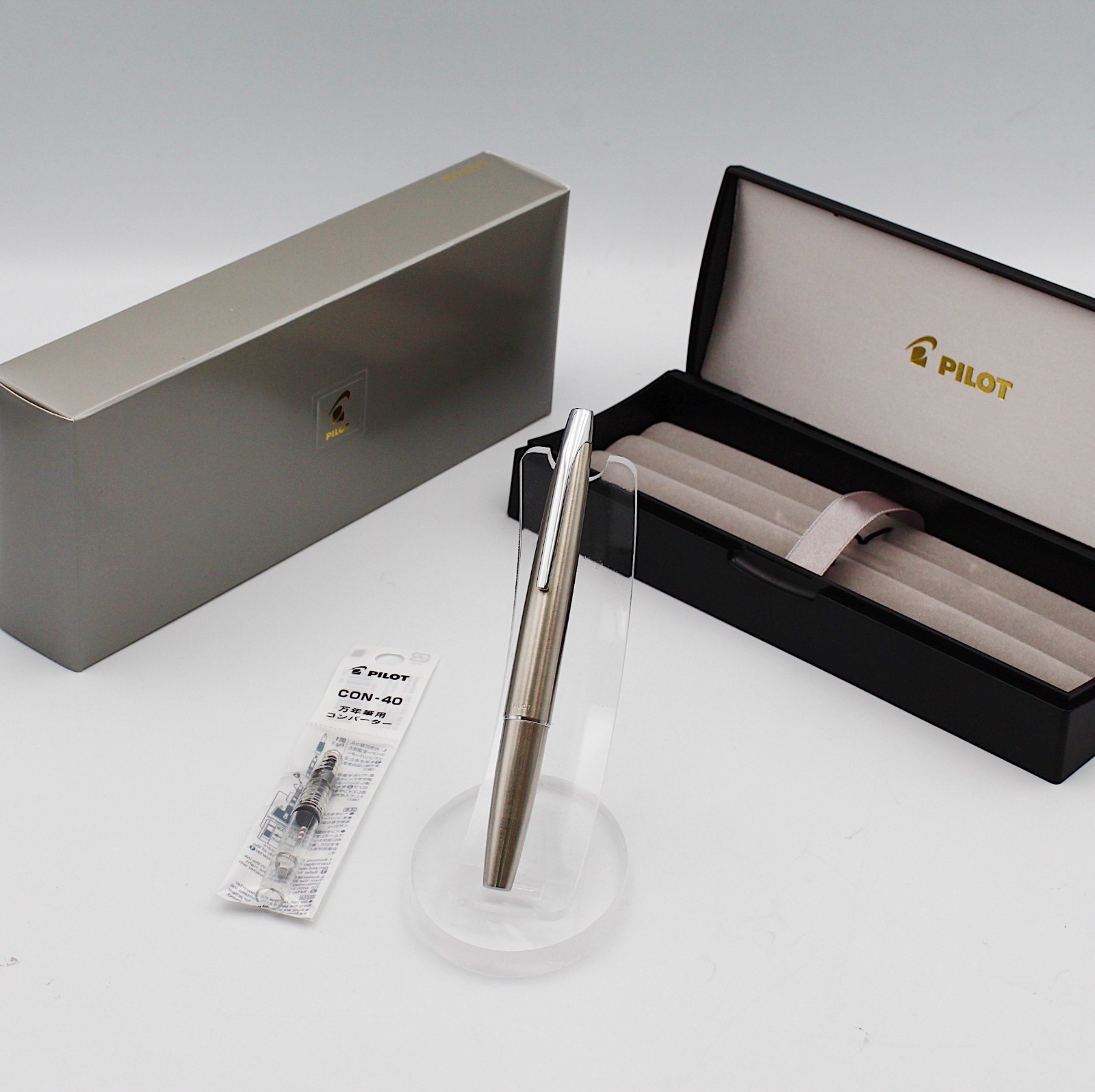 [Near mint] PILOT Fountain Pen μ Mu Myu Miu 701 F Nib H1072 with Converter