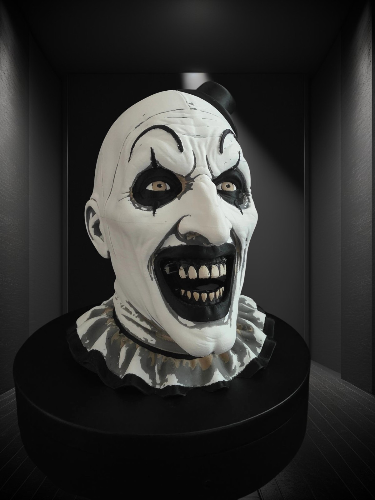 A chilling 3D printed bust of Art the Clown A chilling 3D printed bust of Art the Clown