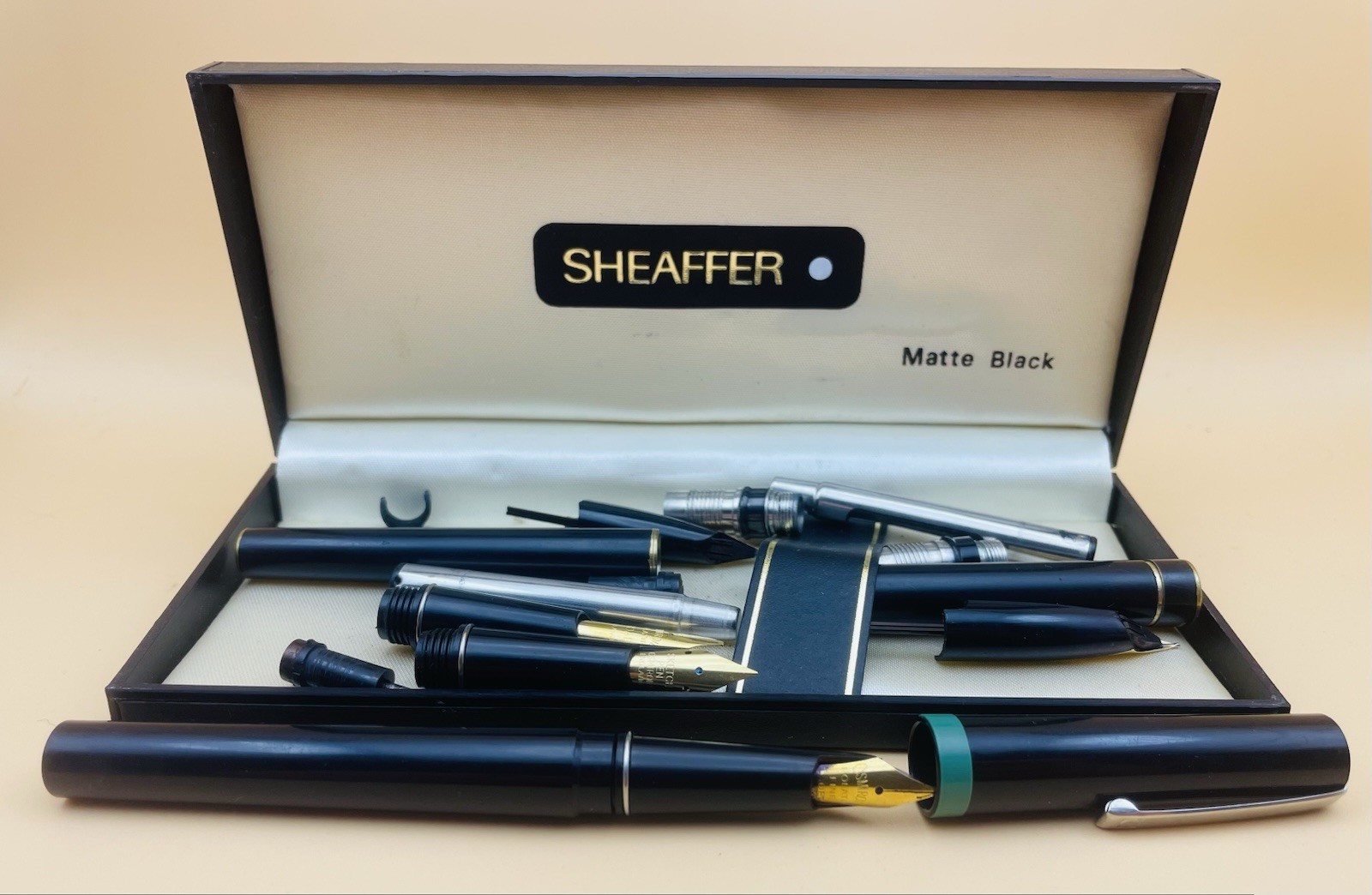 Group Of Vintage Fountain Pens & Nibs (Sheaffer  14k & Osmiroid) In Box - VGC