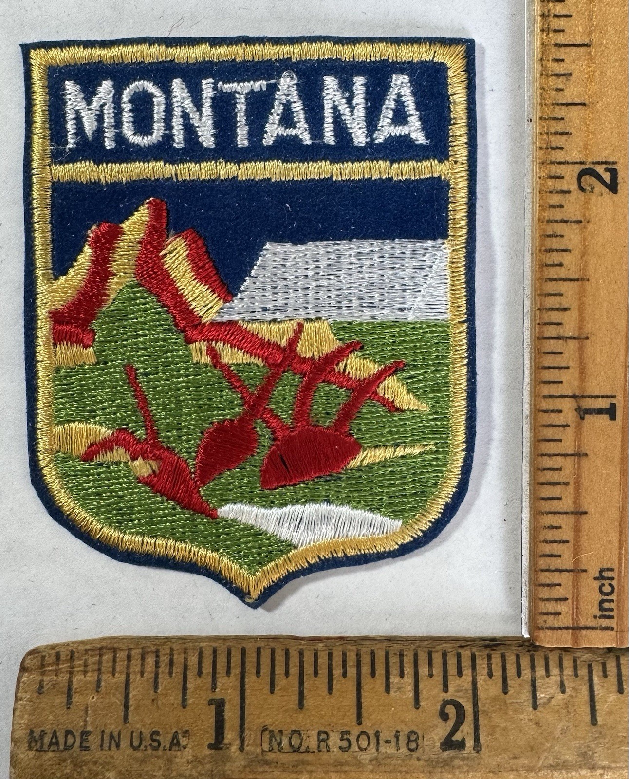 Vintage Montana Shield Flag Embroidered Iron On Felt Patch Travel Souvenir
