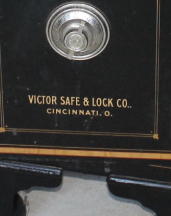Victor Safe & Lock Co.  Lettering, Gold Metallic Reproduction